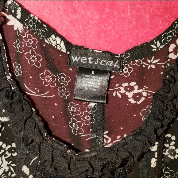 CLOSET CLEAR OUT!! Clearance items!!! - Picture 2 of 16